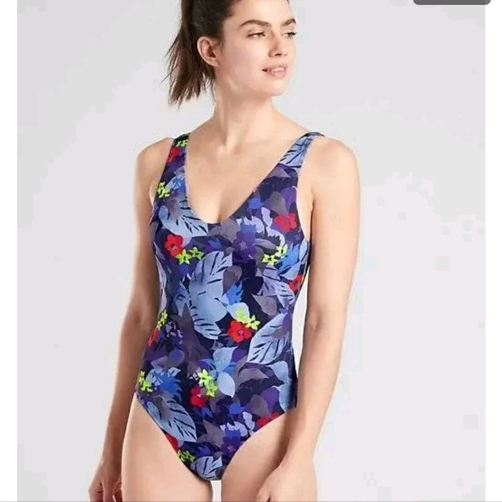 Athleta Twilight Tropical 1-Piece Swimsuit M
